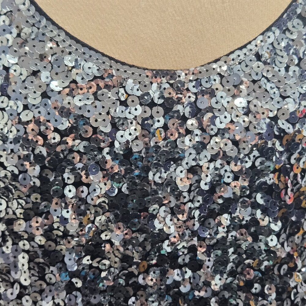 NWT Maner Silver Black Sequin Tank Top Small - Picture 3 of 4